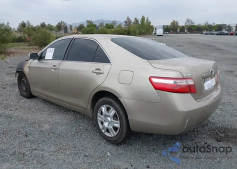 2007 Toyota Camry Le z USA, uszkodzony, nr VIN JTNBE46K773039084